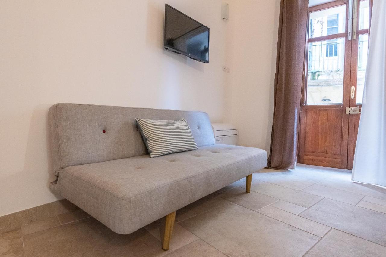 Rubichi 6 - Old Town Apartment Sit Lecce Dış mekan fotoğraf