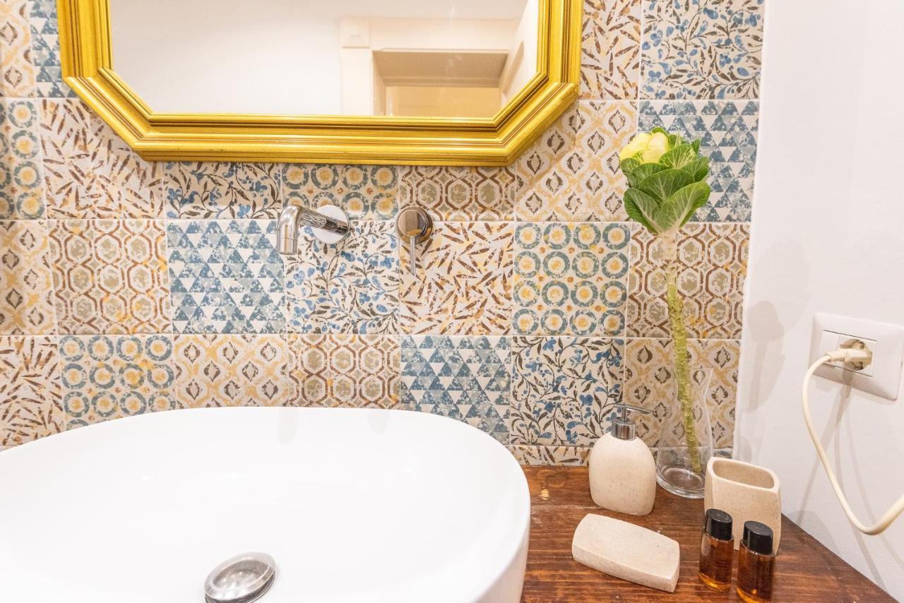 Rubichi 6 - Old Town Apartment Sit Lecce Dış mekan fotoğraf