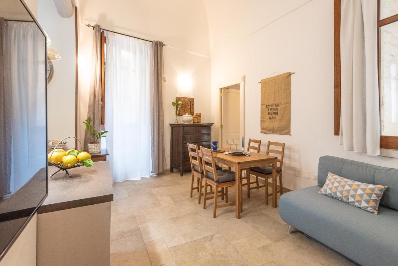 Rubichi 6 - Old Town Apartment Sit Lecce Dış mekan fotoğraf